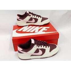 Dunk Low Retro Premium Men's Shoes Size UK 9 DR9705-100
