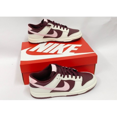 Dunk Low Retro Premium Men's Shoes Size UK 9 DR9705-100